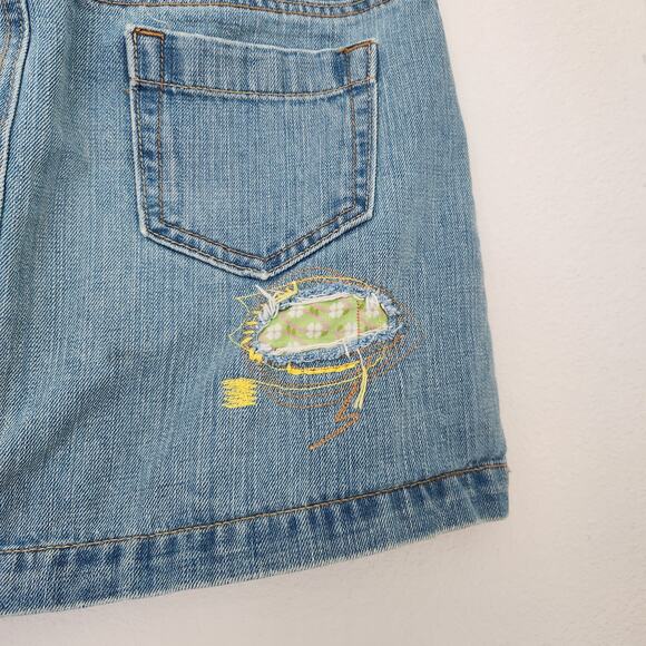 Y2K Gap Jeans Patchwork Distressed Denim Mini Skirt Low Rise Bratz Size 6 - Picture 5 of 9